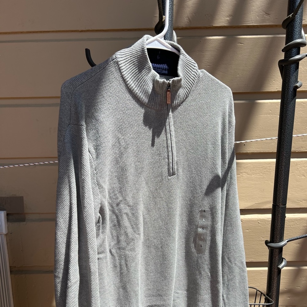 Club Room Sweater new with Tags Large